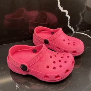CROCS toddler size 6/7